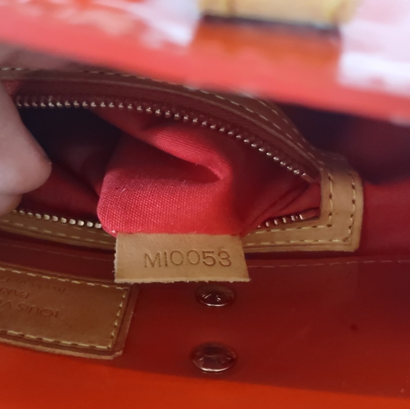 Authentic Louis Vuitton Reade PM tote handbag - Picture 11 of 11